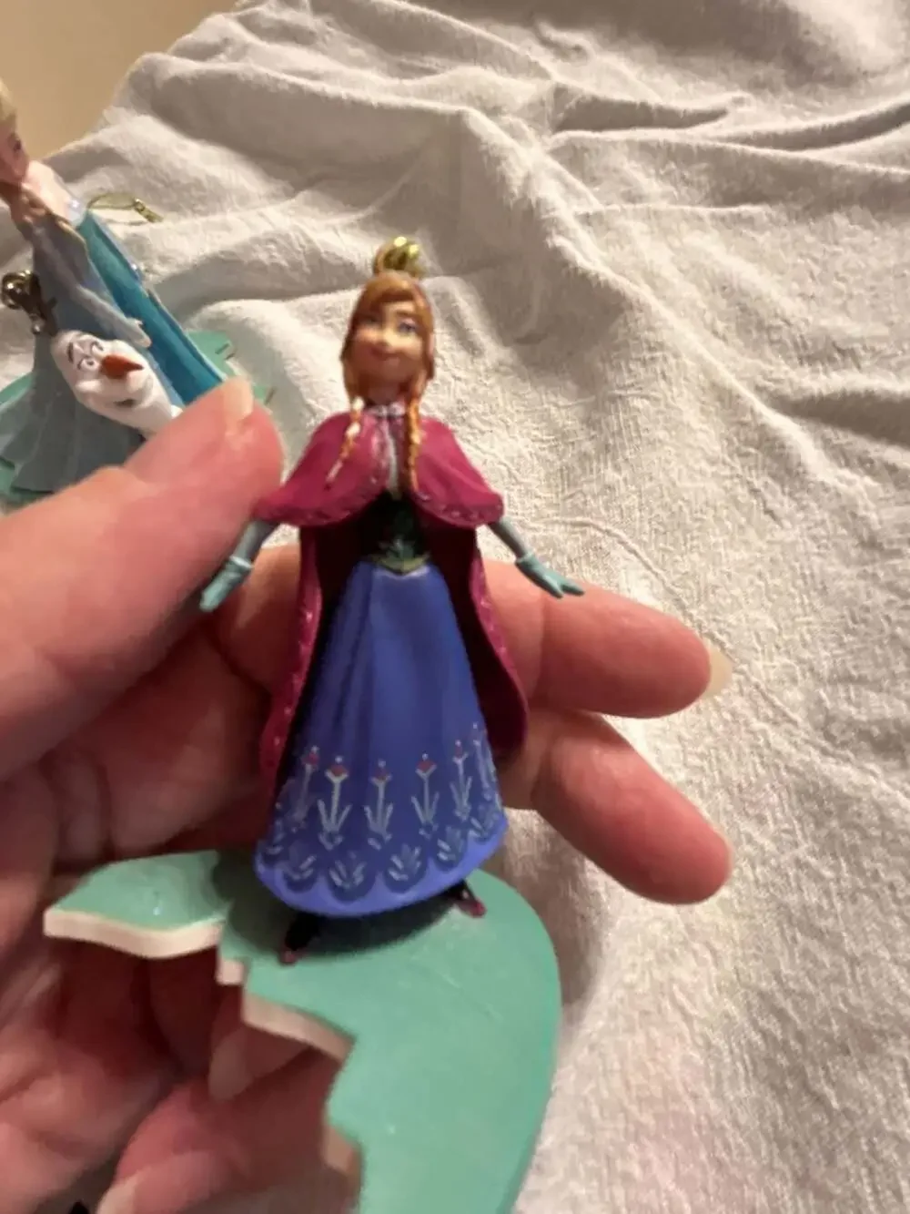 Disney Frozen Elsa and Anna President's Edition Christmas Ornament 2-Piece Set